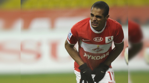 Dura sanción a Welliton por la lesión del portero de la selección rusa