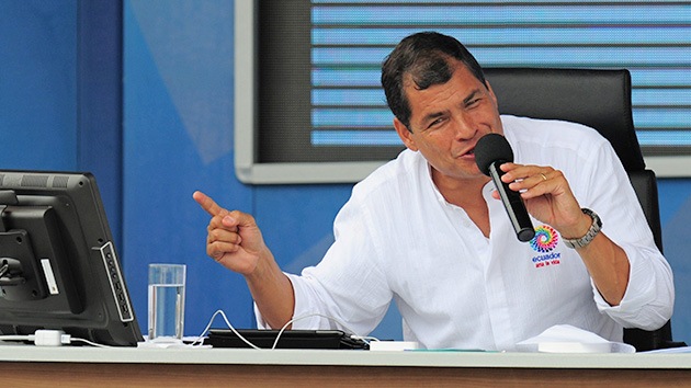 'The Guardian' se enreda con Correa: pone en su boca frases sobre Snowden que no dijo