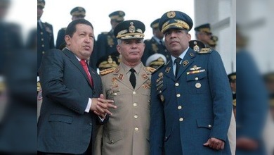 Chávez nombra ministro de Defensa al "soldado revolucionario" Rangel Silva