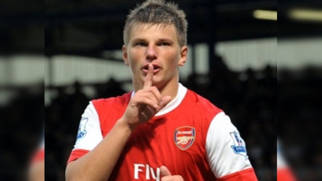 Andréi Arshavin no piensa abandonar el Arsenal este verano
