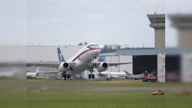 El Sukhoi Superjet 100 continúa con su éxito de ventas