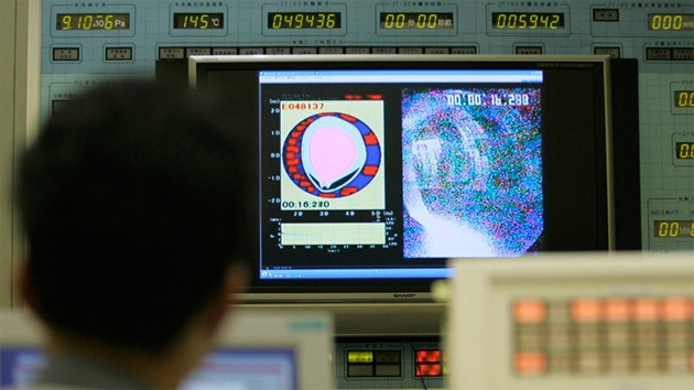 Logran generar corriente eléctrica de 100.000 amperios, la más alta del mundo