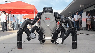 Video: Un robot araña-chimpancé de la NASA podría salvar millones de vidas