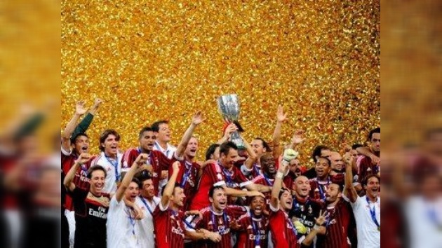 El Milan AC 'se despertó' a tiempo y ganó su sexta Supercopa de Italia