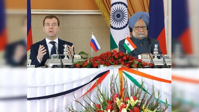 Rusia y la India firman una treintena de documentos bilaterales