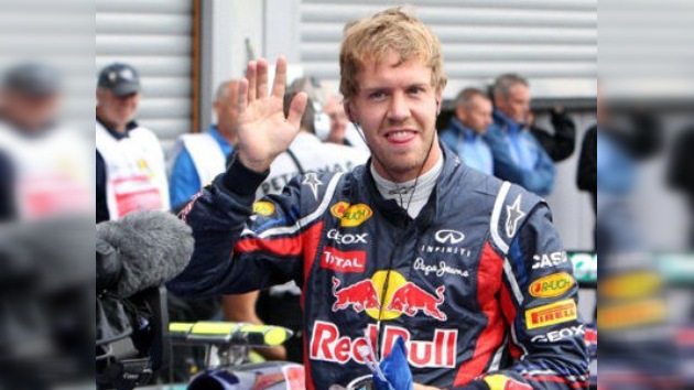 Vettel suma y sigue, novena pole de la temporada