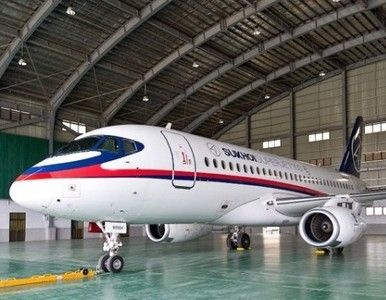 Últimas imágenes en tierra del Superjet 100 desaparecido en Yakarta
