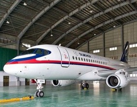Últimas imágenes en tierra del Superjet 100 desaparecido en Yakarta