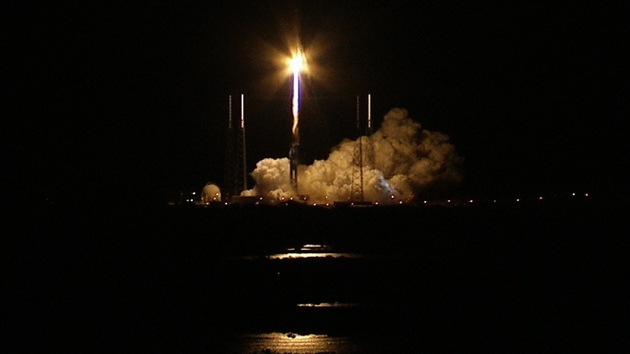Fotos: La NASA lanza innovador satélite para mejorar las comunicaciones en el cosmos