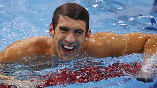 El nadador estadounidense Michael Phelps bate el récord mundial de medallas olímpicas