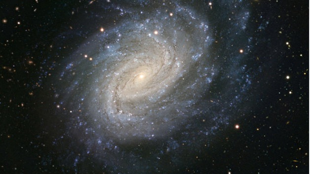 La imagen "más precisa" de una espiral azul en el Universo