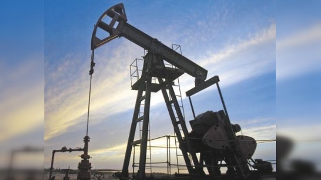 Ecuador modifica los contratos petroleros para las operadoras extranjeras