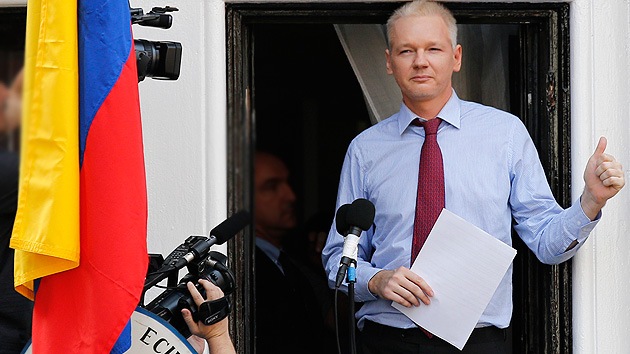 Assange: "Cumpliré mi promesa de presentar información sobre EE.UU. y sus aliados"