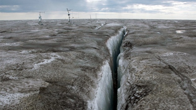 ¿Por qué es alarmante el hielo oscuro en Groenlandia?