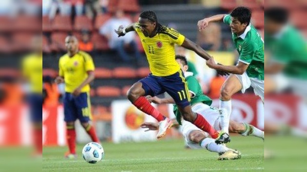 Falcao mete a Colombia en cuartos con sus dos goles ante Bolivia
