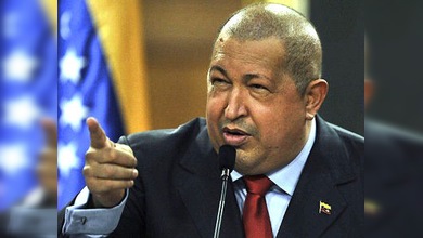 Rusia y Venezuela 'abonan' su amistad estratégica con envíos de armas y... de flores