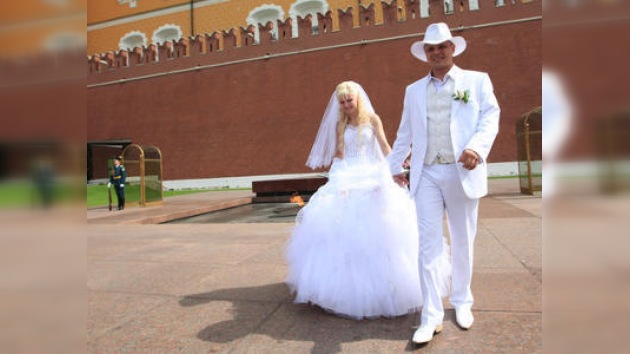 Hombre intenta infiltrar el Kremlin para pedir la mano de hija de Medvédev