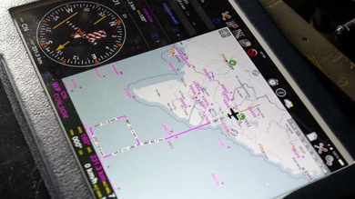Satélite francés capta imágenes de posibles restos del avión malasio