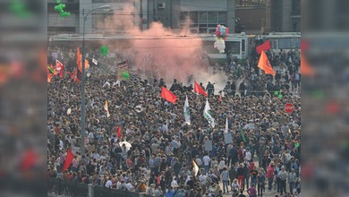 La marcha de la oposición en Moscú se salda con duros enfrentamientos con la Policía