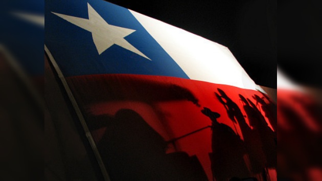 Diario "El País" grita ¡Viva Chile, mierda!