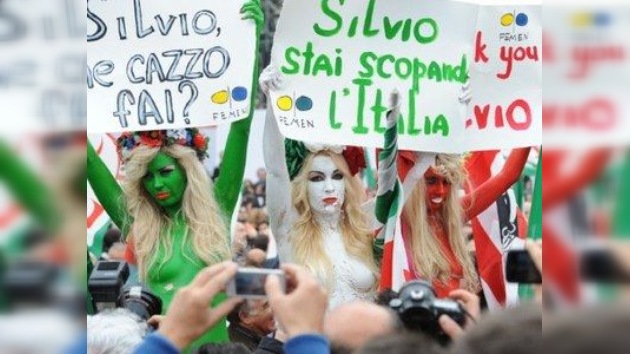 Las activistas ucranianas se desnudan ahora contra Berlusconi