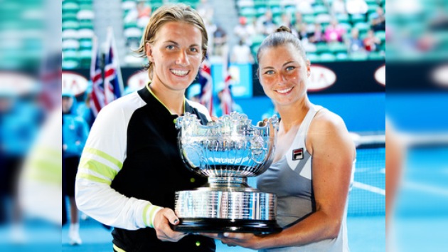 Zvonariova y Kuznetsova, campeonas en dobles del Abierto de Australia