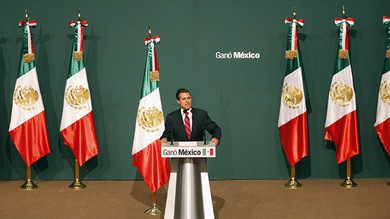 'The Financial Times': "Caso Iguala muestra el viejo México de corrupción e impunidad"