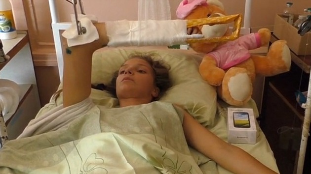 Niña herida cuenta el horror de la ofensiva de Kiev: "Nunca antes vi a alguien morir"