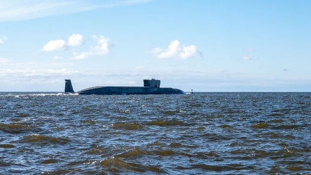 El submarino ruso Vladímir Monomaj concluye con éxito su prueba de navegación