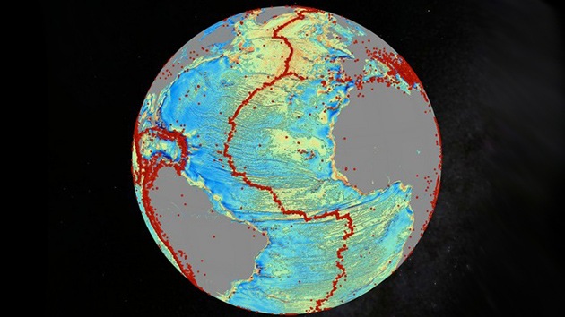 Un nuevo mapa revela miles de montañas inexploradas bajo el mar