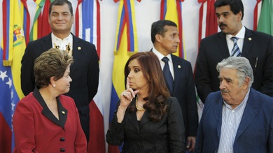 Paraguay suspendida temporalmente también de la Unasur