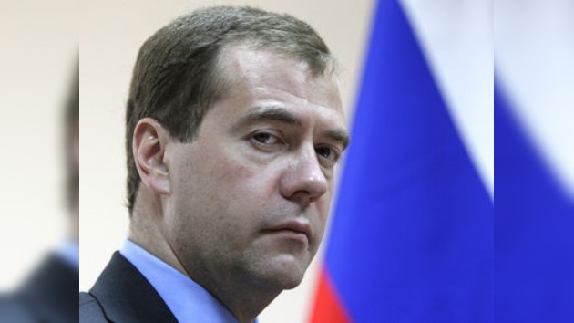 Medvédev pide simplificar y clarificar las leyes migratorias