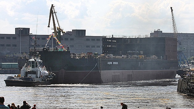 China cooperará con Rusia en la creación de centrales nucleares flotantes