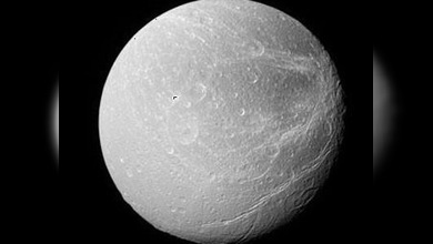 Hallan oxígeno en un satélite de Saturno