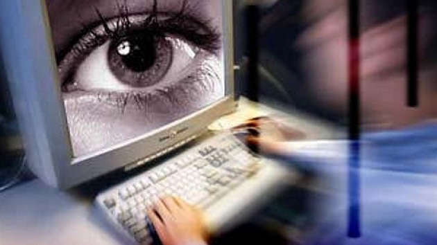 Trucos de Edward Snowden para esquivar la vigilancia en Internet