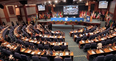 Occidente no consigue aislar a Irán: 120 países se reúnen en Teherán