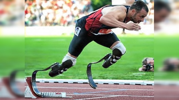 'Blade Runner' Pistorius, primer atleta sin piernas en el Mundial de Atletismo