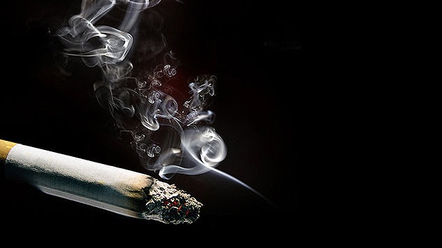 Un millón de dólares para quien averigüe qué pasa con el humo de tabaco