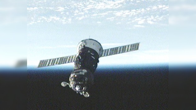 El Soyuz TMA-19, acoplado por primera vez al módulo ‘Rassvet’