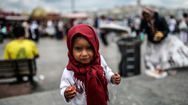 ONU: El número de refugiados por la guerra en Siria supera los 3 millones