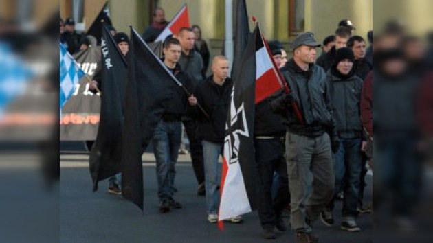 Los rescoldos del nazismo se avivan en Alemania