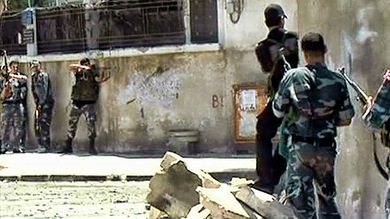 Siria: Fuertes enfrentamientos cerca de la sede del Gobierno en Damasco