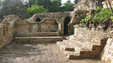 Descubren un teatro 'VIP' de los mayas