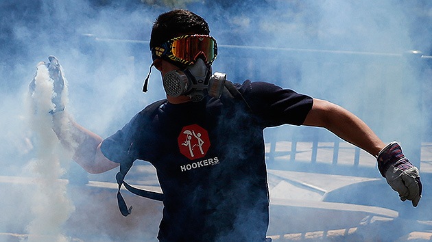 La oposición en Venezuela incita a las protestas buscando la intervención de la OTAN