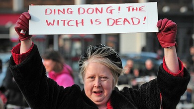 Las celebraciones por la muerte de Thatcher tienen banda sonora