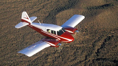 Informan del derribo de un avión que violó el espacio aéreo de Venezuela