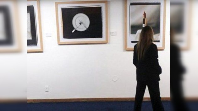 Uruguay acoge una exposición de instantáneas gigantes tomadas con Polaroid