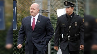Ex jefe de la policía neoyorquina condenado a 4 años de prisión