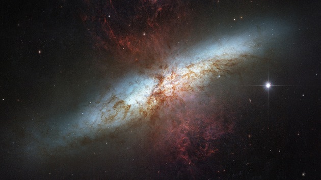 Una supernova se podrá observar desde la Tierra con unos simples prismáticos