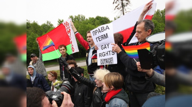 Encontrón entre la juventud ortodoxa y los defensores del Orgullo Gay